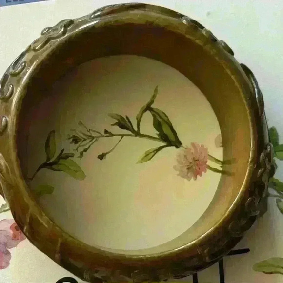 Vintage Acrylic Bangle in army green - Picture 6 of 8